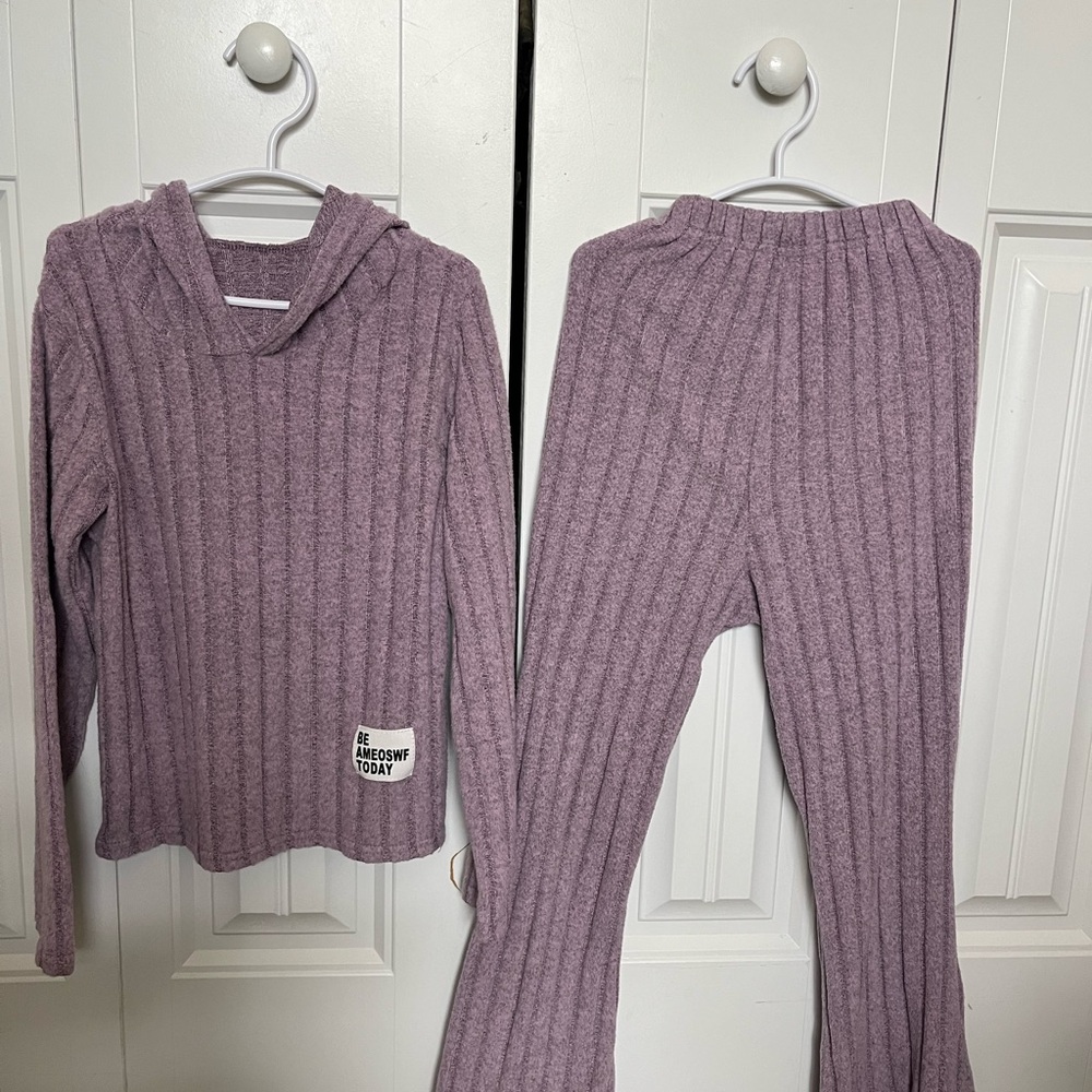 Kids Ribbed Pajama Set in Lavender